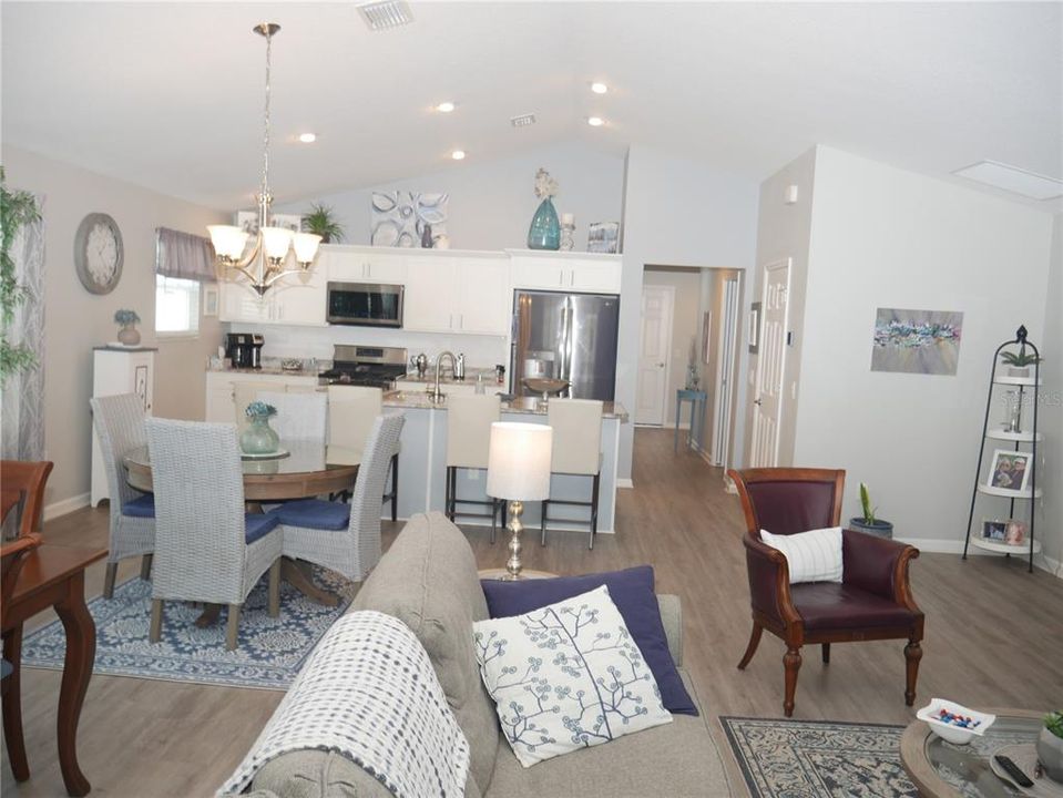 For Sale: $429,900 (3 beds, 2 baths, 1791 Square Feet)