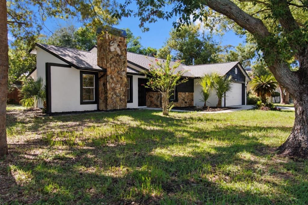 For Sale: $325,000 (3 beds, 2 baths, 1508 Square Feet)