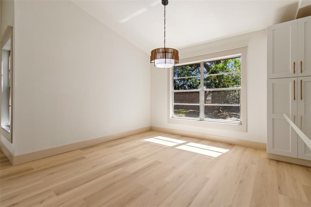 For Sale: $325,000 (3 beds, 2 baths, 1508 Square Feet)