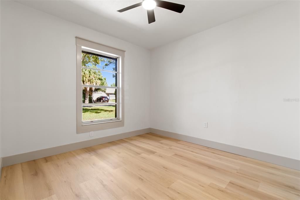 For Sale: $325,000 (3 beds, 2 baths, 1508 Square Feet)