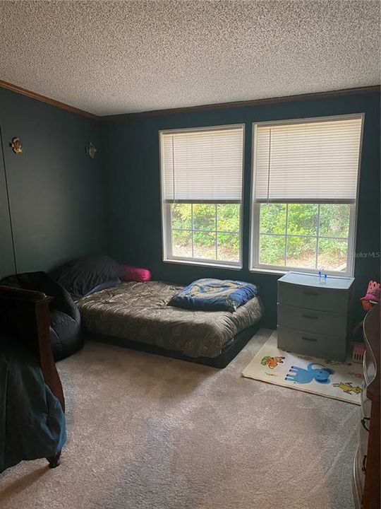 For Sale: $279,500 (4 beds, 2 baths, 2144 Square Feet)