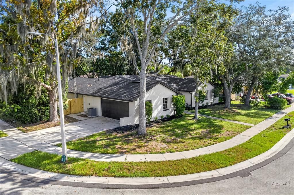 For Sale: $575,000 (4 beds, 3 baths, 2616 Square Feet)