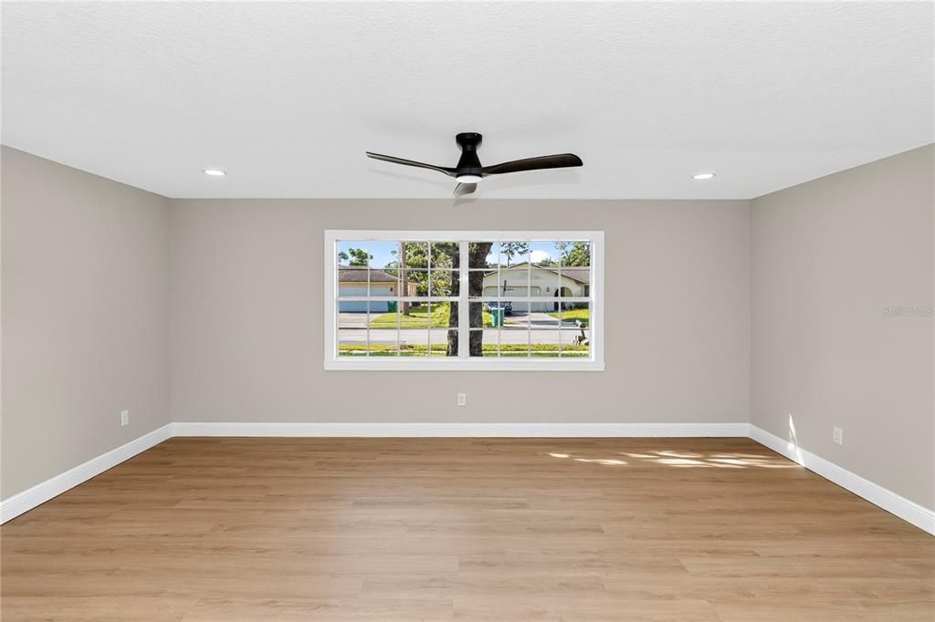 For Sale: $575,000 (4 beds, 3 baths, 2616 Square Feet)