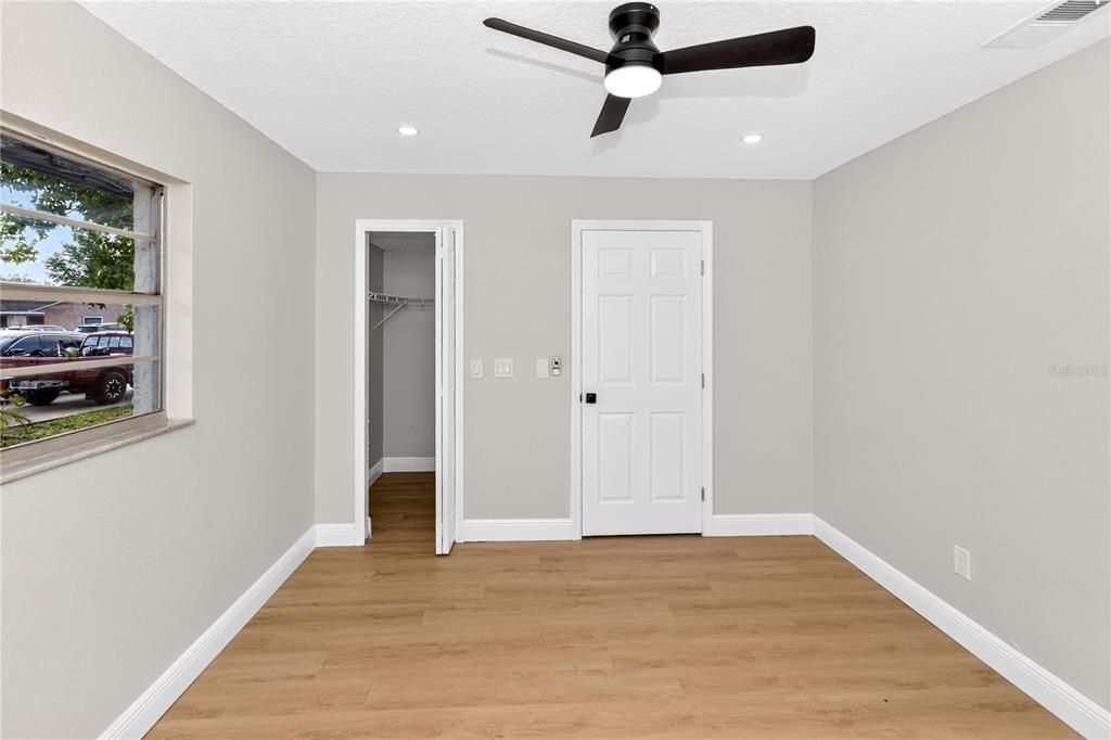 For Sale: $575,000 (4 beds, 3 baths, 2616 Square Feet)