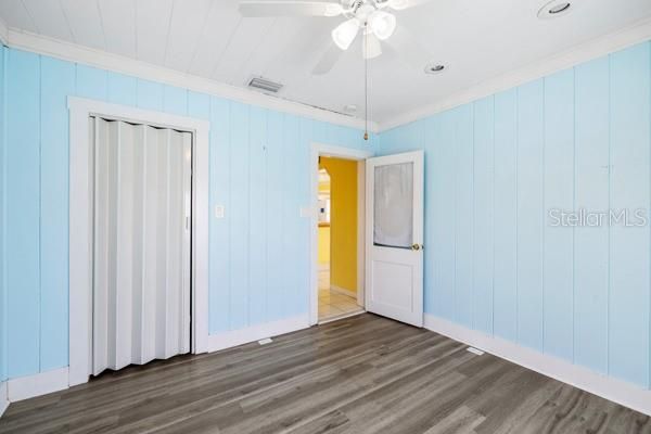 Active With Contract: $1,499,000 (2 beds, 3 baths, 1696 Square Feet)