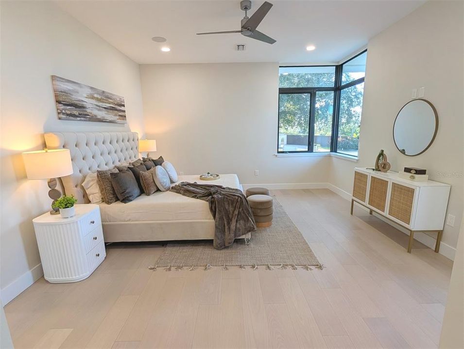 En Venta: $2,499,000 (5 camas, 5 baños, 4623 Pies cuadrados)