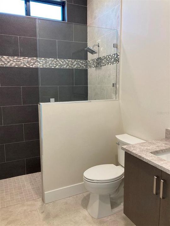 En Venta: $2,499,000 (5 camas, 5 baños, 4623 Pies cuadrados)