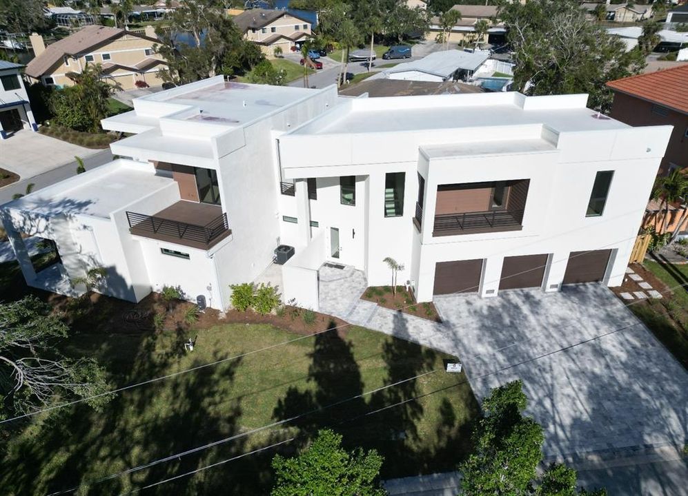 En Venta: $2,499,000 (5 camas, 5 baños, 4623 Pies cuadrados)