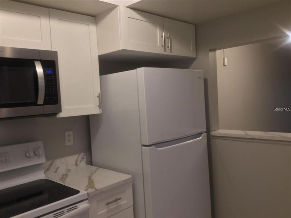 For Sale: $160,000 (2 beds, 2 baths, 840 Square Feet)