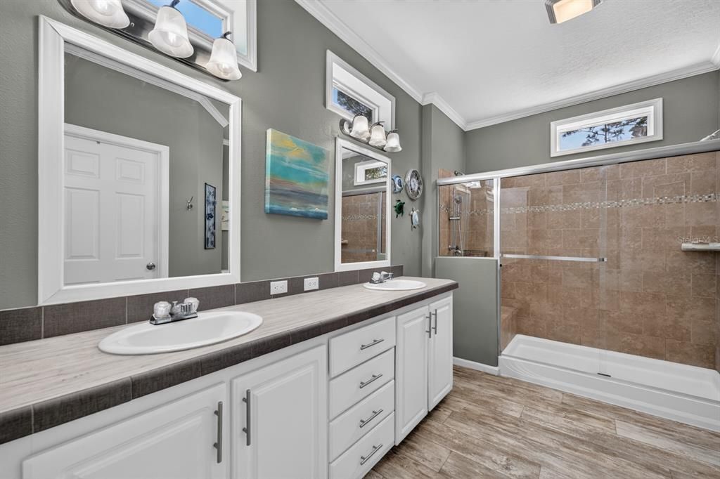 For Sale: $392,000 (3 beds, 2 baths, 1920 Square Feet)