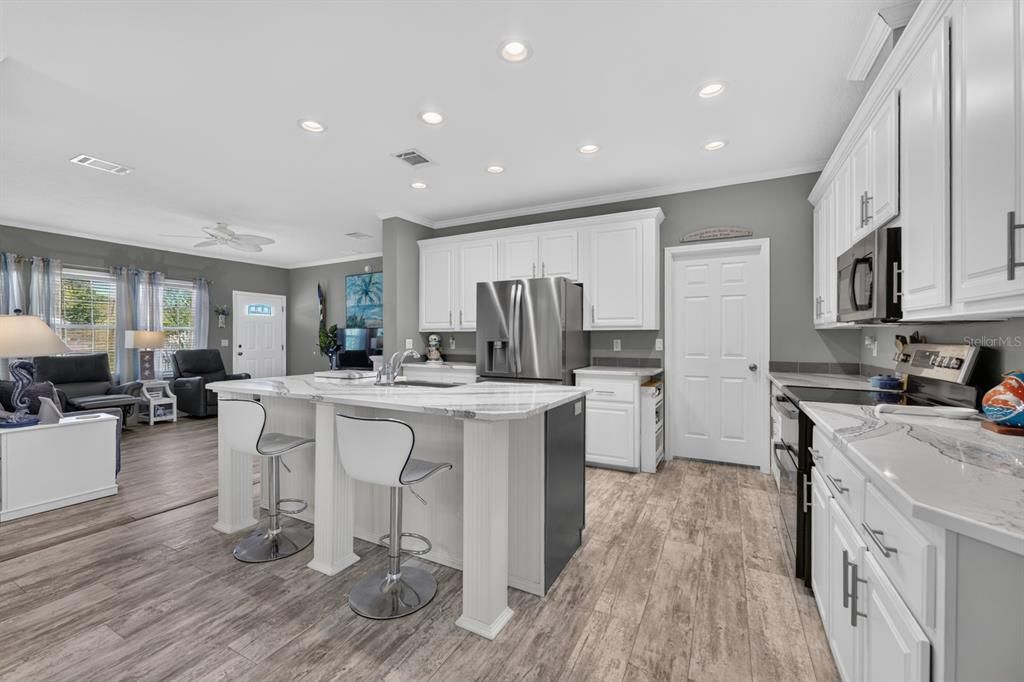 For Sale: $392,000 (3 beds, 2 baths, 1920 Square Feet)