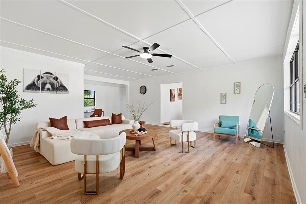 En Venta: $269,900 (3 camas, 2 baños, 1543 Pies cuadrados)