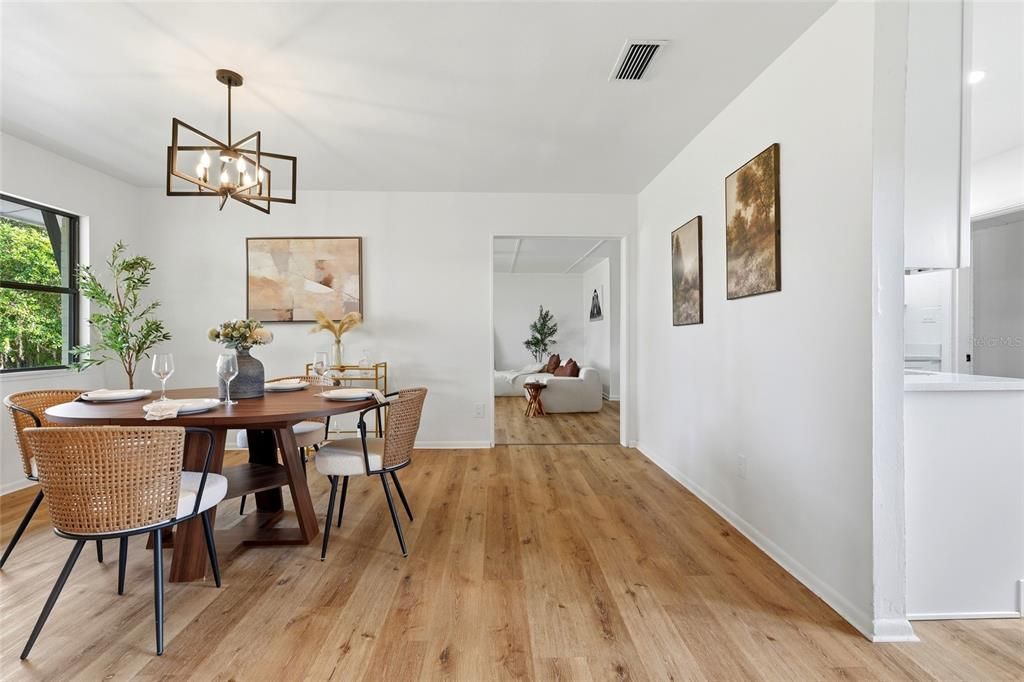 En Venta: $269,900 (3 camas, 2 baños, 1543 Pies cuadrados)