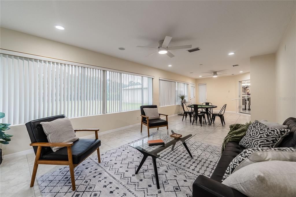 For Sale: $679,000 (3 beds, 2 baths, 2539 Square Feet)