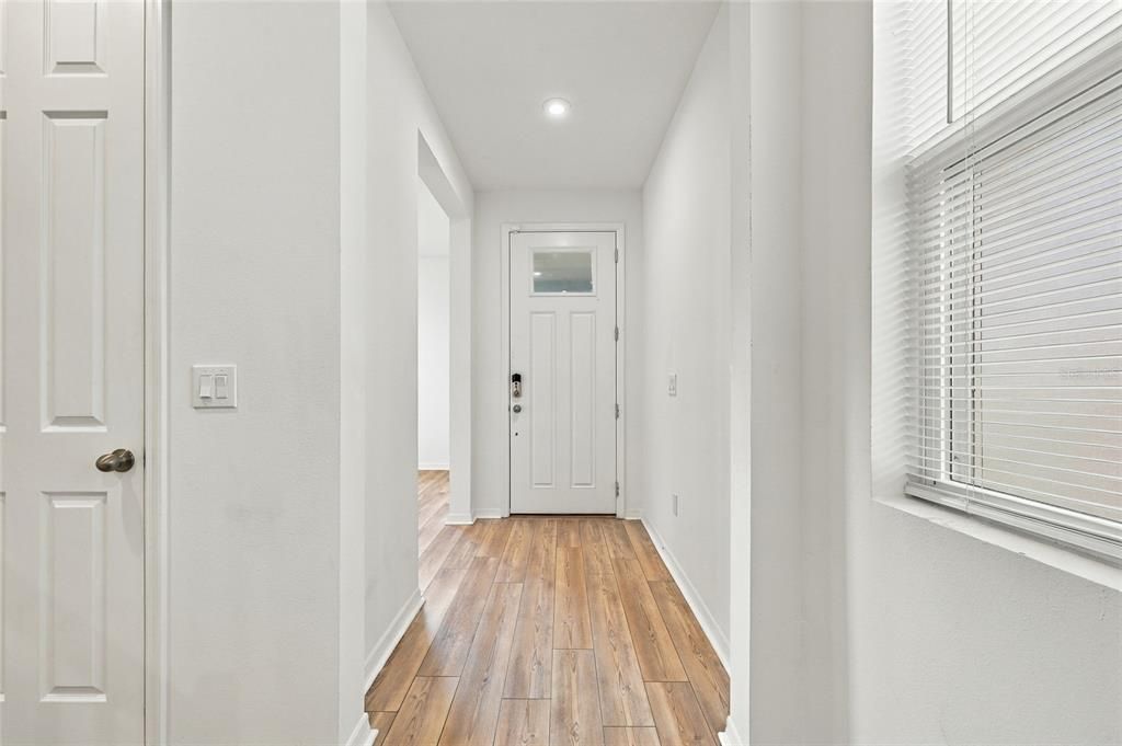 En Venta: $535,000 (3 camas, 2 baños, 2373 Pies cuadrados)