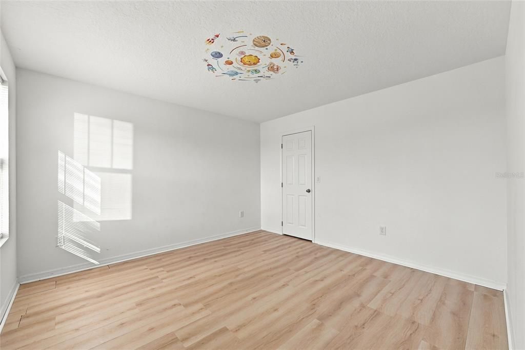 En Venta: $535,000 (3 camas, 2 baños, 2373 Pies cuadrados)