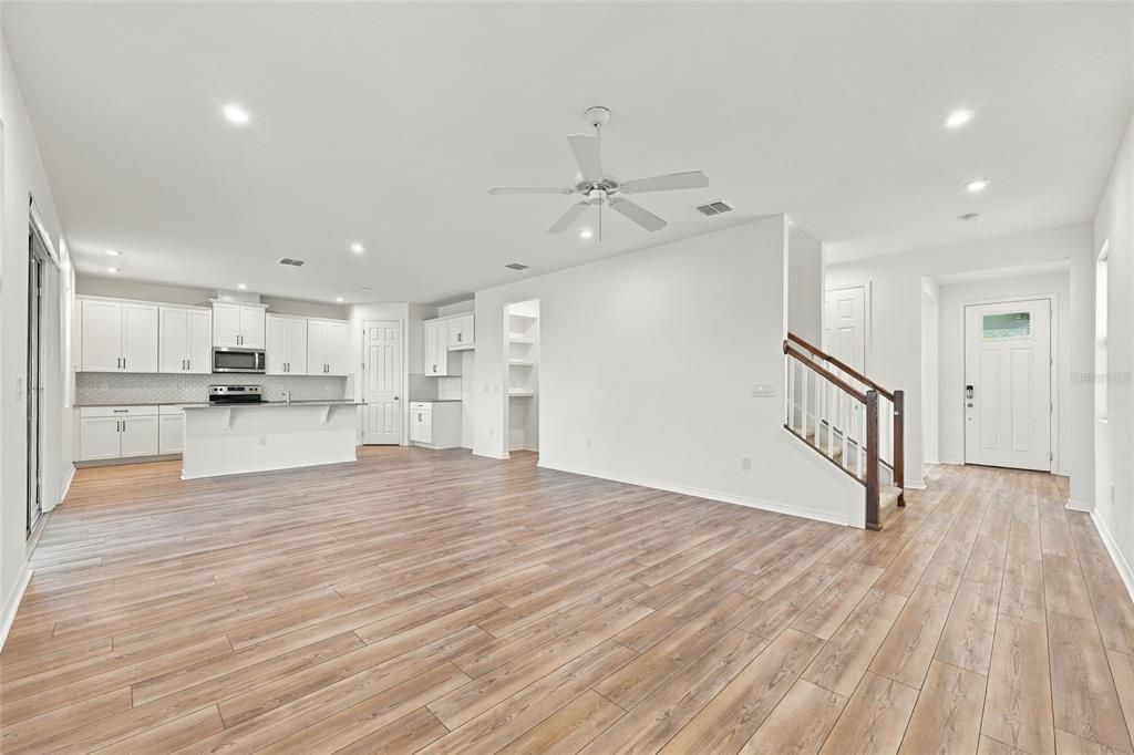 En Venta: $535,000 (3 camas, 2 baños, 2373 Pies cuadrados)