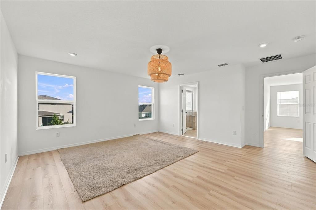 En Venta: $535,000 (3 camas, 2 baños, 2373 Pies cuadrados)