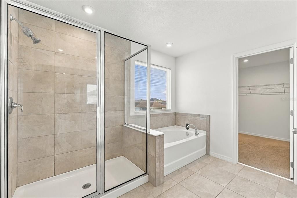 En Venta: $535,000 (3 camas, 2 baños, 2373 Pies cuadrados)