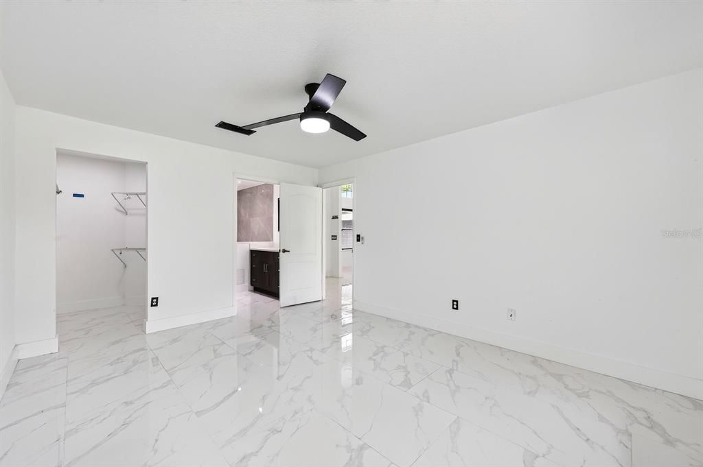 For Sale: $350,000 (3 beds, 2 baths, 1416 Square Feet)