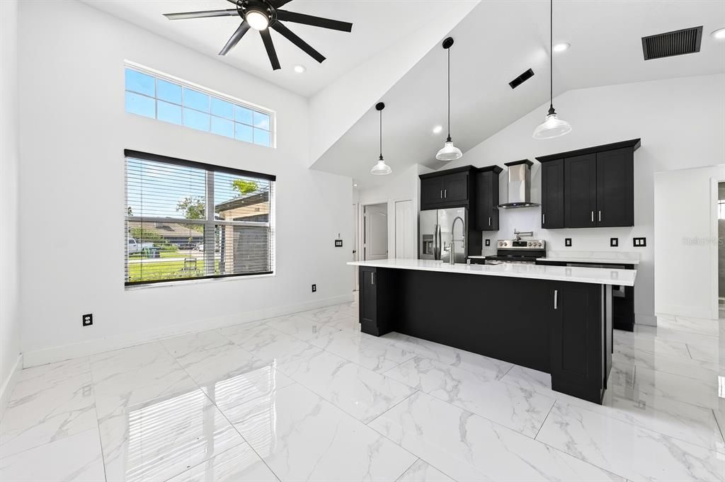 For Sale: $350,000 (3 beds, 2 baths, 1416 Square Feet)