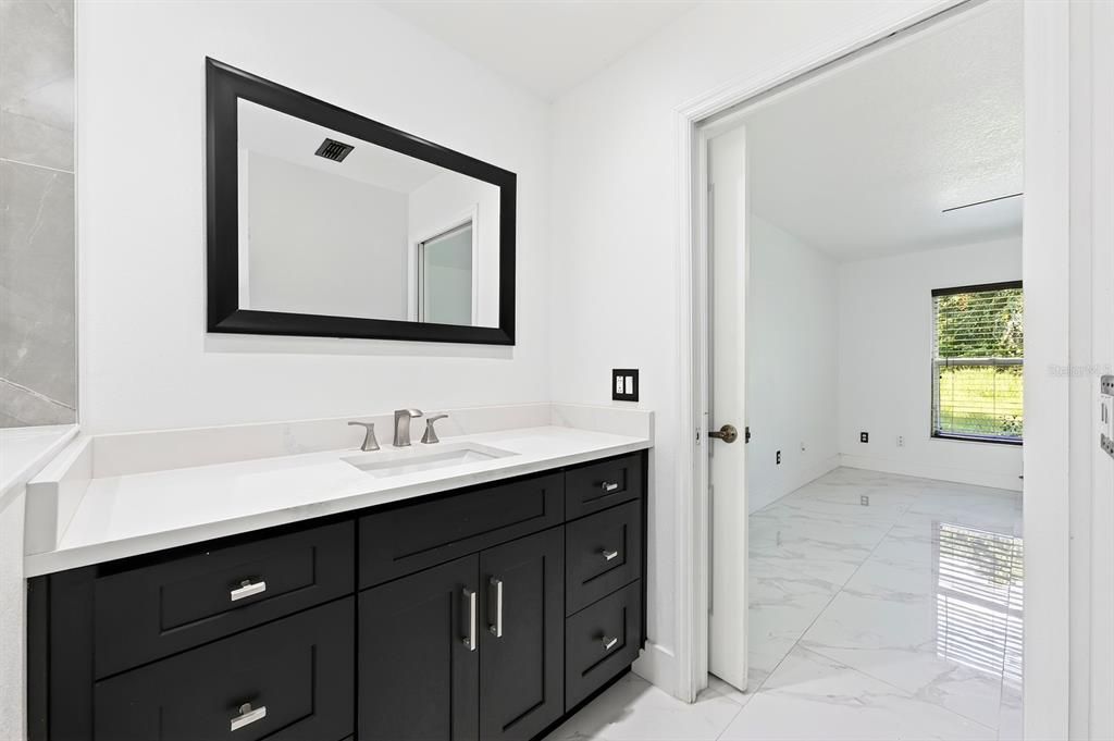 For Sale: $350,000 (3 beds, 2 baths, 1416 Square Feet)