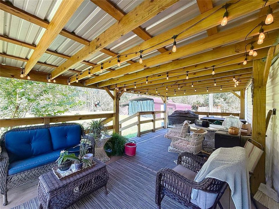 For Sale: $234,900 (3 beds, 2 baths, 1404 Square Feet)