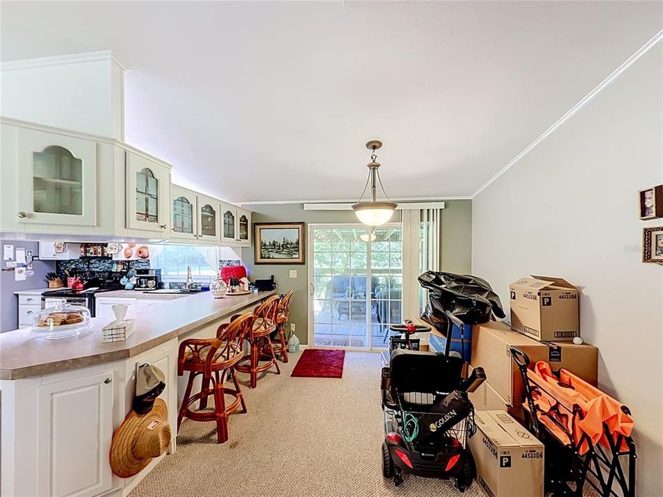 For Sale: $234,900 (3 beds, 2 baths, 1404 Square Feet)