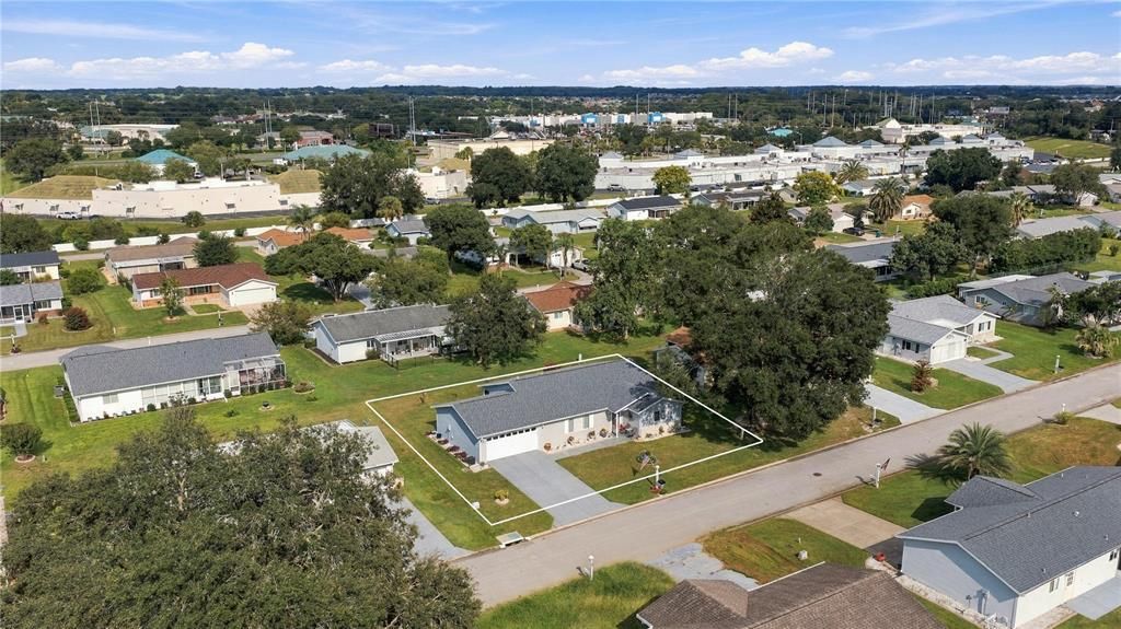 For Sale: $229,900 (2 beds, 2 baths, 1356 Square Feet)
