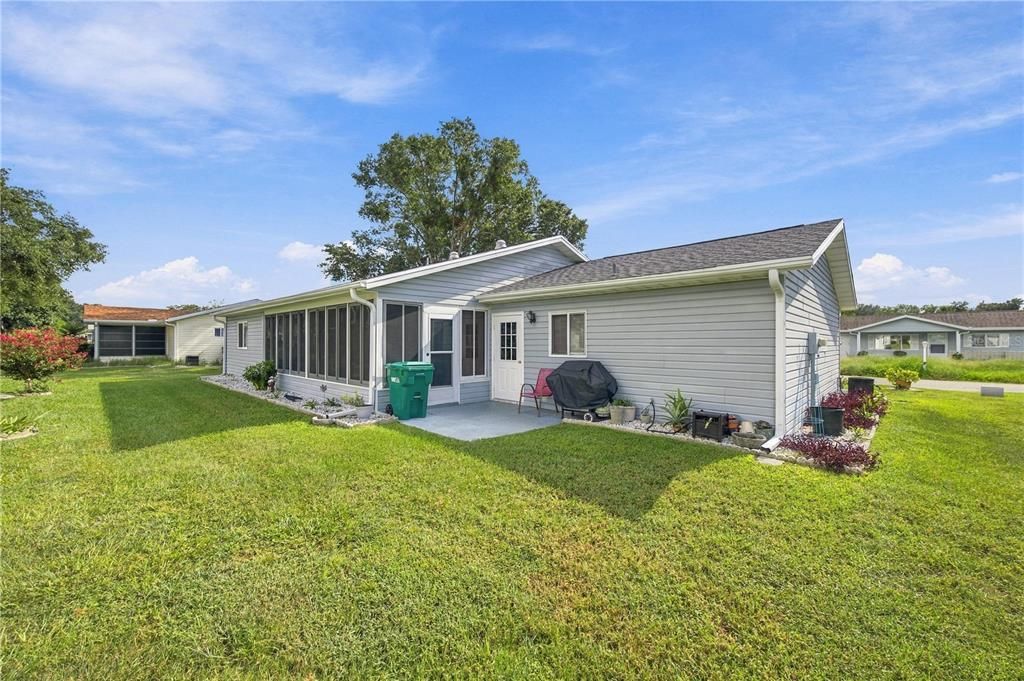 For Sale: $229,900 (2 beds, 2 baths, 1356 Square Feet)