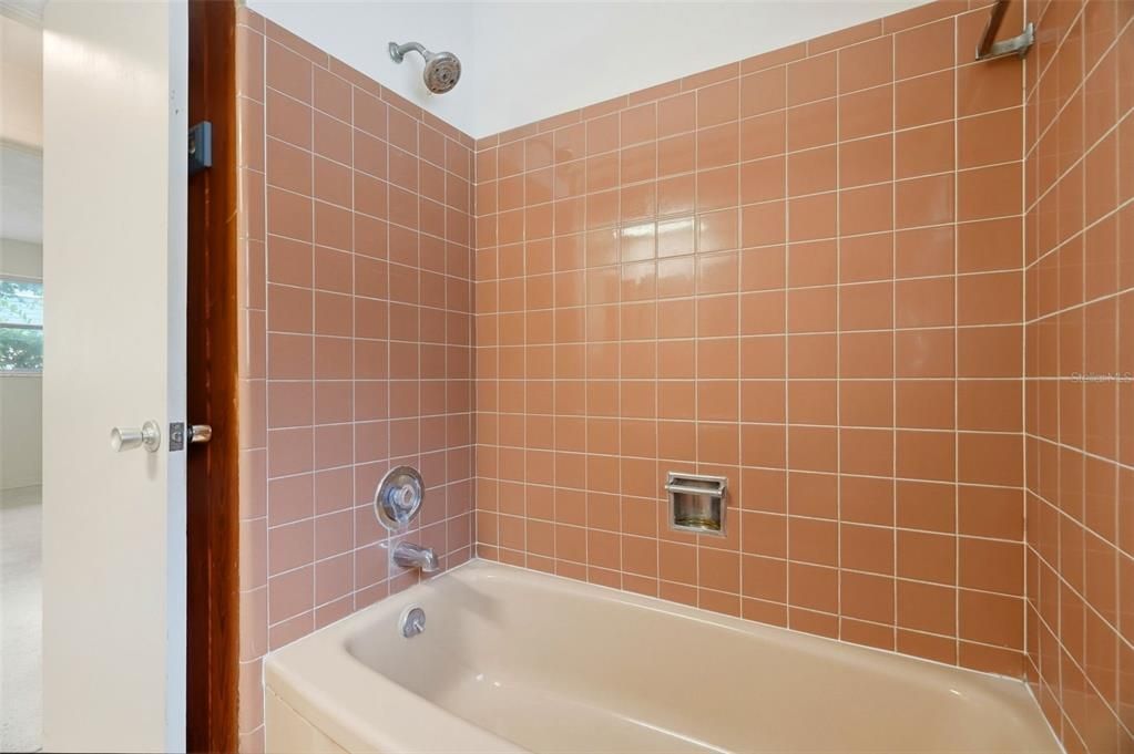 На продажу: $449,900 (4 спален, 2 ванн, 1862 Квадратных фут)