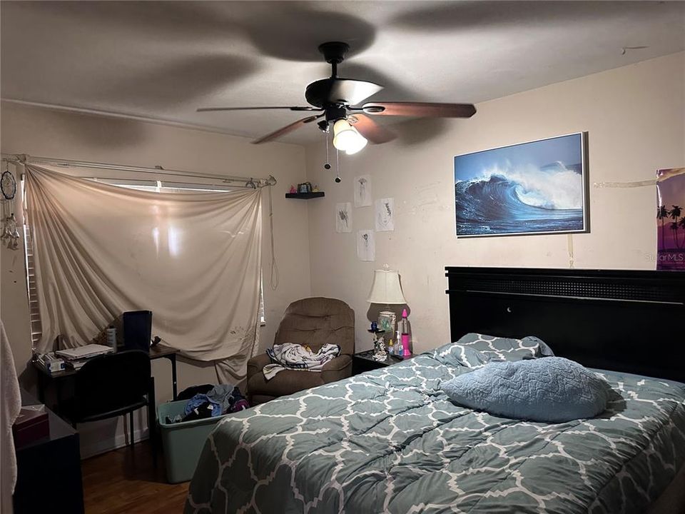 For Sale: $230,000 (3 beds, 1 baths, 1109 Square Feet)