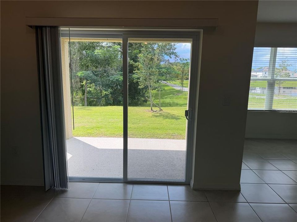For Rent: $2,500 (4 beds, 2 baths, 1830 Square Feet)