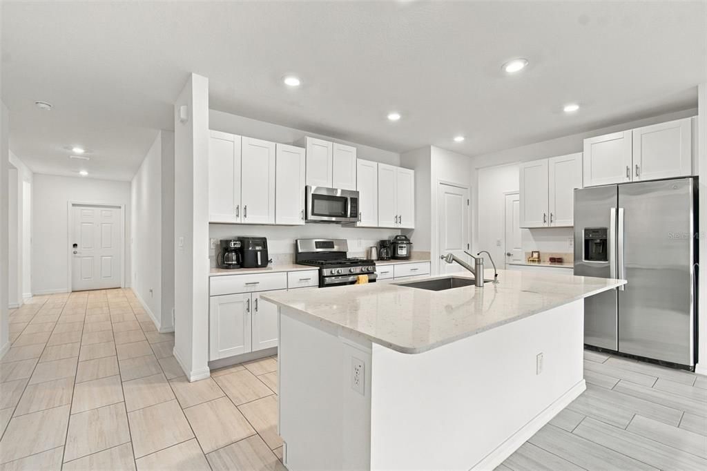 En Venta: $529,900 (6 camas, 3 baños, 3326 Pies cuadrados)