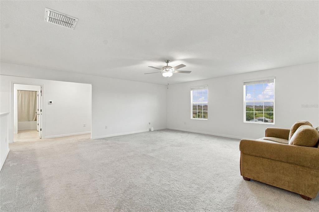 En Venta: $529,900 (6 camas, 3 baños, 3326 Pies cuadrados)