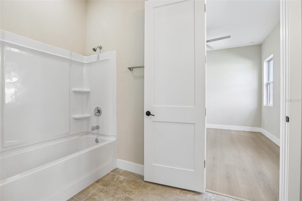For Sale: $735,000 (4 beds, 4 baths, 3140 Square Feet)