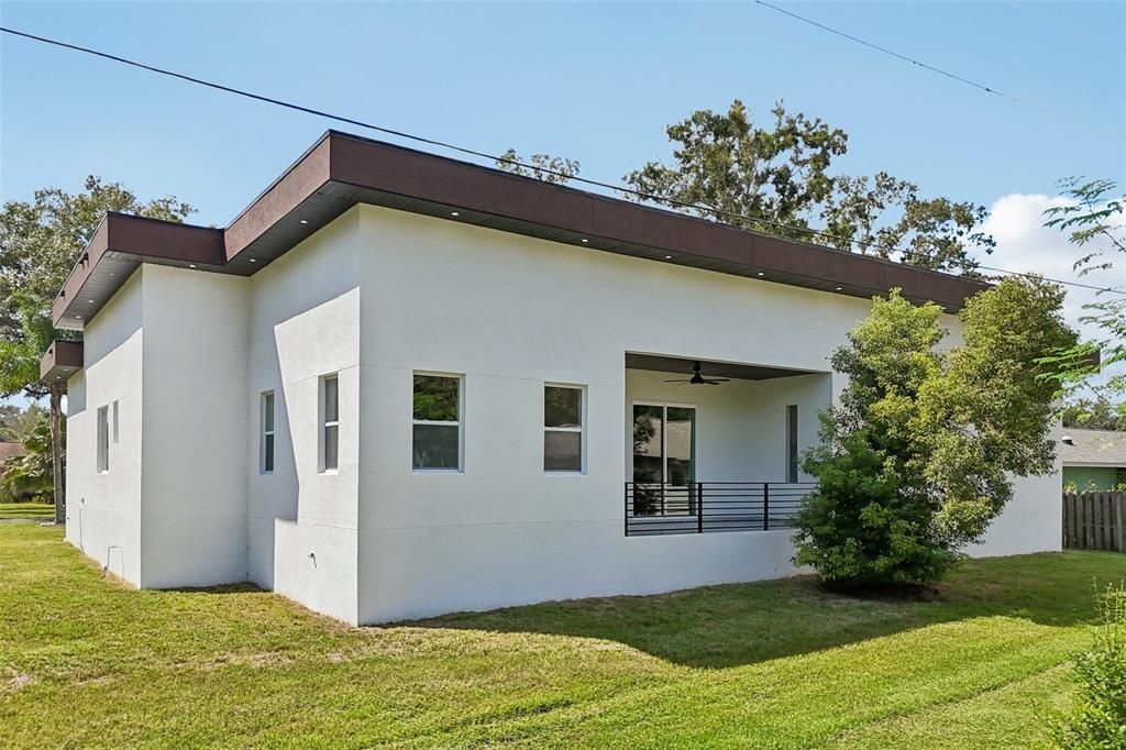 For Sale: $735,000 (4 beds, 4 baths, 3140 Square Feet)