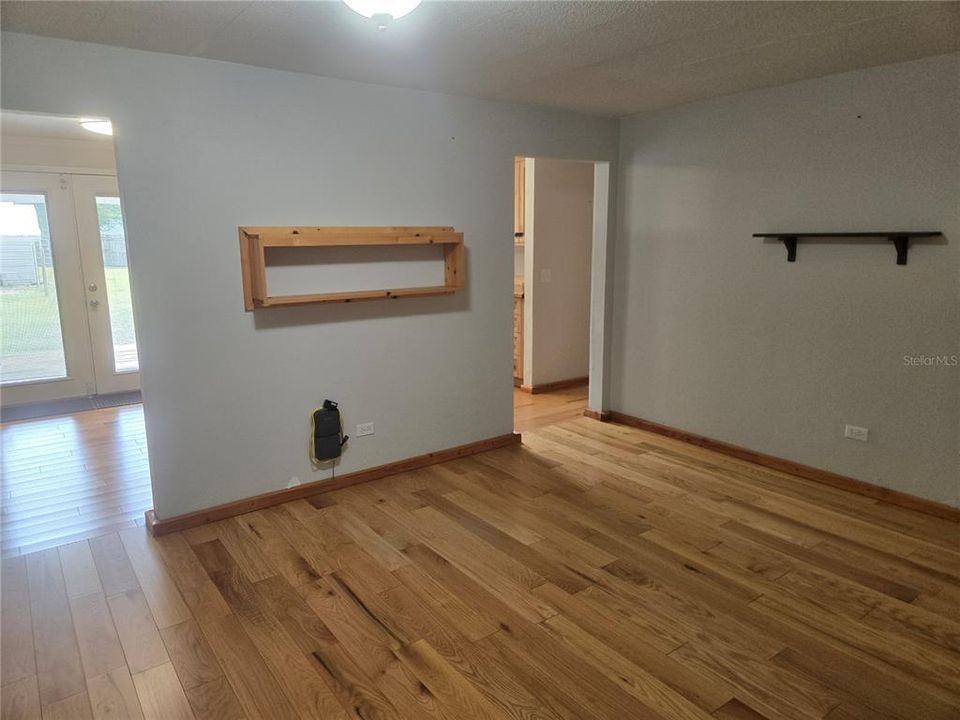 En Venta: $299,900 (3 camas, 1 baños, 1335 Pies cuadrados)