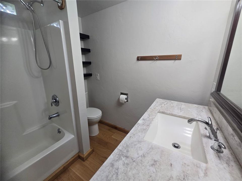 En Venta: $299,900 (3 camas, 1 baños, 1335 Pies cuadrados)