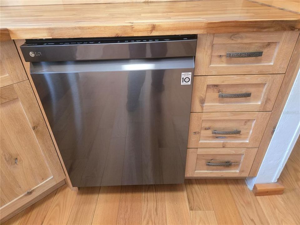 En Venta: $299,900 (3 camas, 1 baños, 1335 Pies cuadrados)