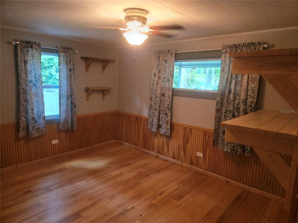 En Venta: $299,900 (3 camas, 1 baños, 1335 Pies cuadrados)