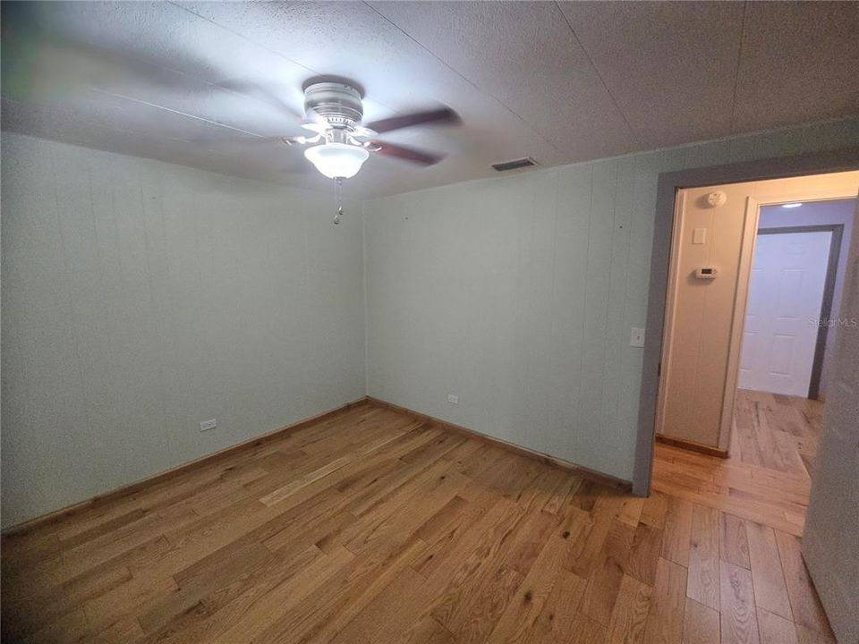 En Venta: $299,900 (3 camas, 1 baños, 1335 Pies cuadrados)