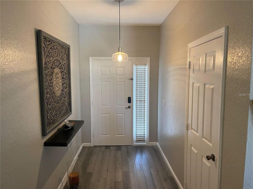 En Venta: $305,000 (3 camas, 2 baños, 1749 Pies cuadrados)