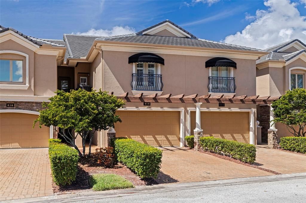 For Rent: $4,500 (3 beds, 3 baths, 2942 Square Feet)