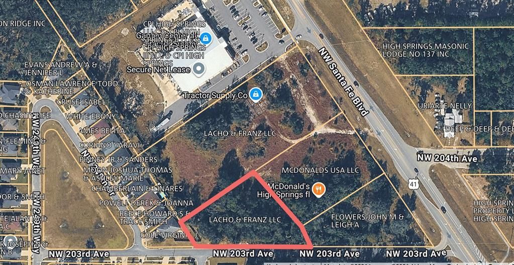 На продажу: $399,000 (0.96 acres)