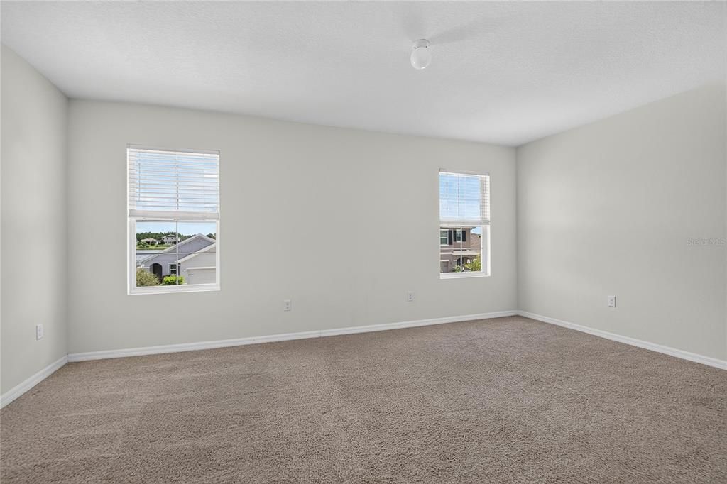 En Venta: $349,999 (5 camas, 3 baños, 2528 Pies cuadrados)