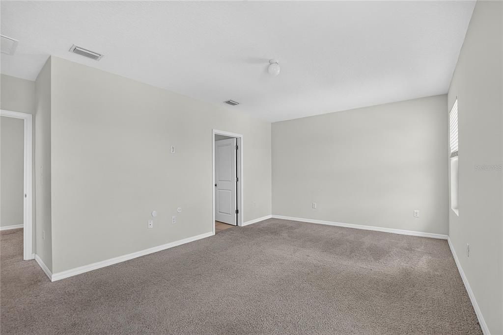 En Venta: $349,999 (5 camas, 3 baños, 2528 Pies cuadrados)