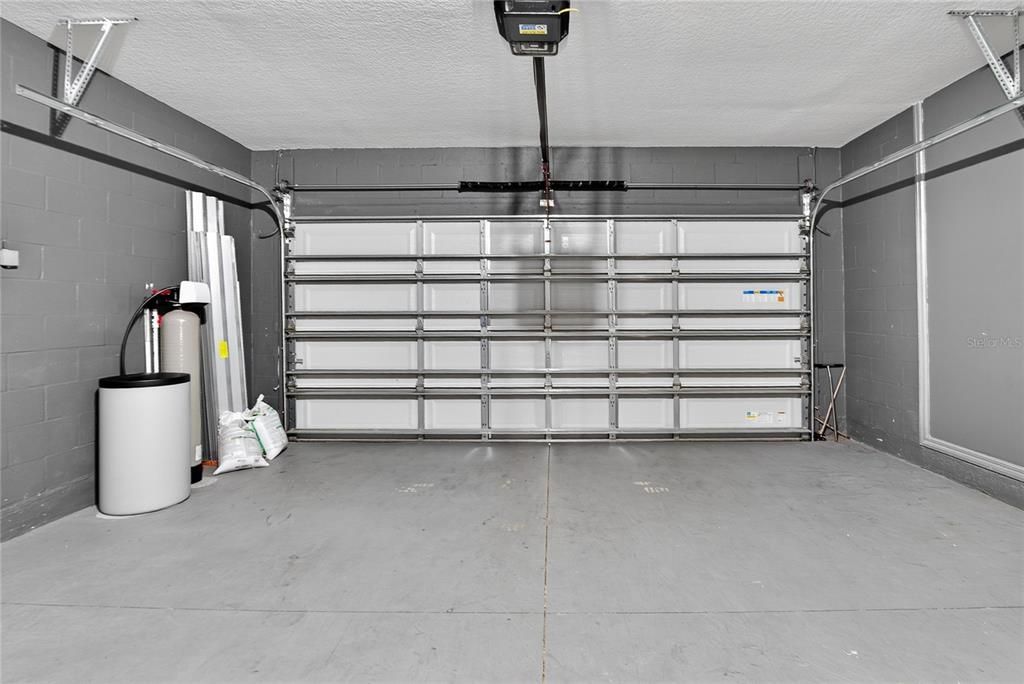 En Venta: $349,999 (5 camas, 3 baños, 2528 Pies cuadrados)