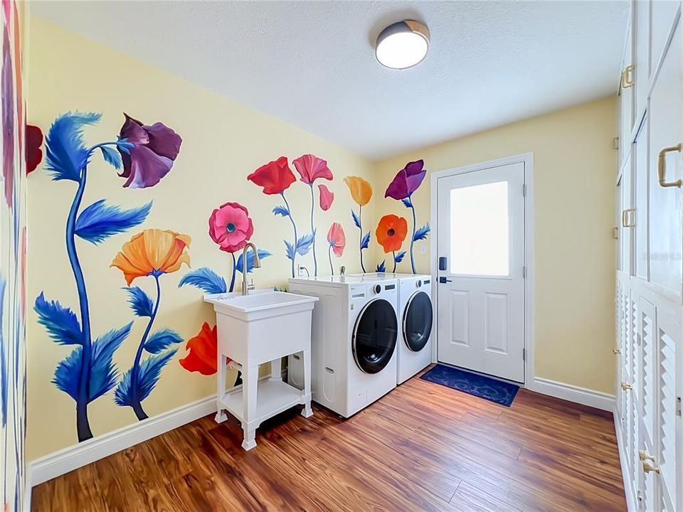 Activo con contrato: $334,999 (3 camas, 2 baños, 1398 Pies cuadrados)