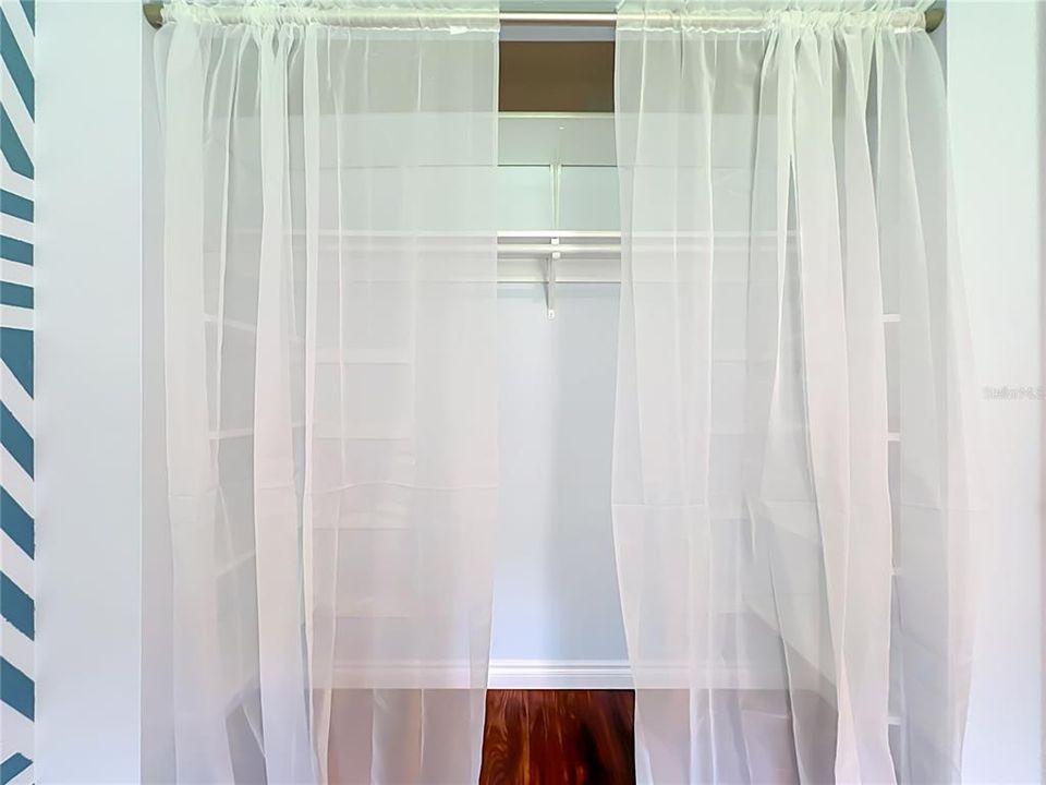 Activo con contrato: $334,999 (3 camas, 2 baños, 1398 Pies cuadrados)
